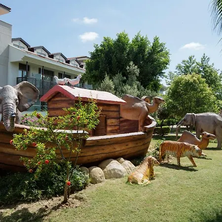 Alba Resort Side