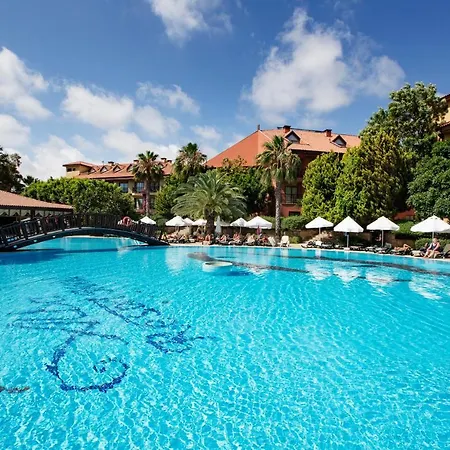 Alba Semesteranläggning (resort) Side