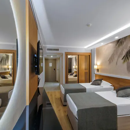 Semesteranläggning (resort) Alba 5*